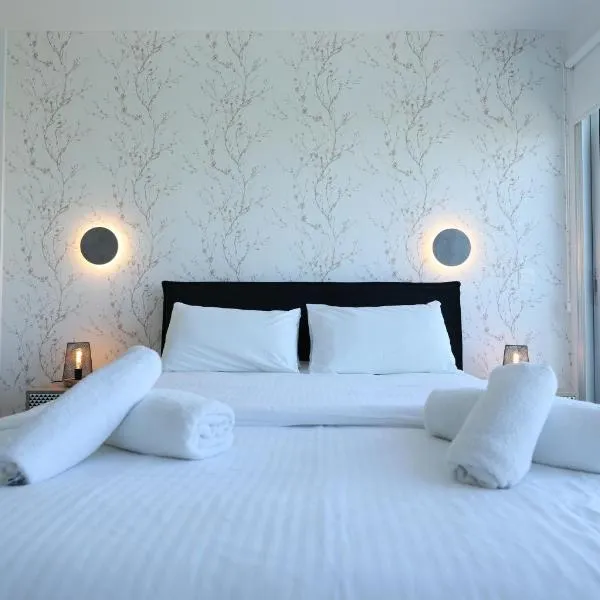 Lovely cozy one bedroom suite with pool, ξενοδοχείο στον Πρωταράς