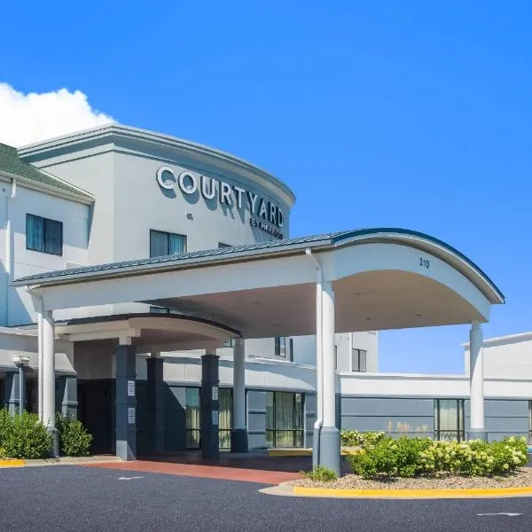 Courtyard by Marriott Junction City、Milfordのホテル