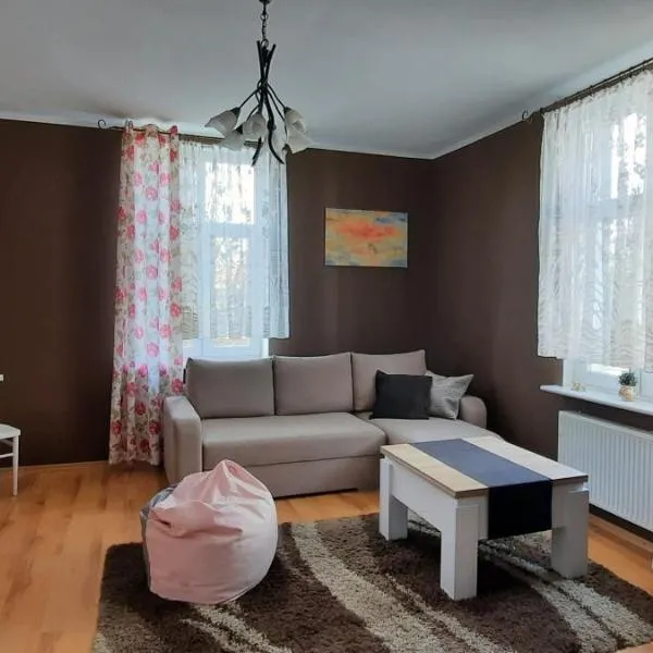 Kamienica 1910 roku: Morąg şehrinde bir otel