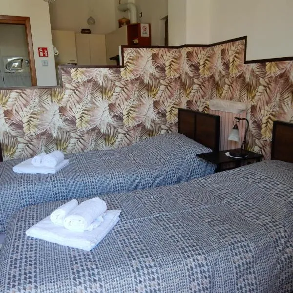 FiordiCasa - Appartamento vicino Rhofieramilano e Ospedale Galeazzi, hotel in Rho