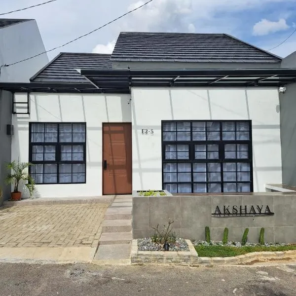 AKSHAYA VILLA SUKABUMI, hotel v destinaci Sukabumi