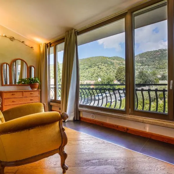 Sa Domo e Giuanne e Giuanna, hotel v destinaci Bosa