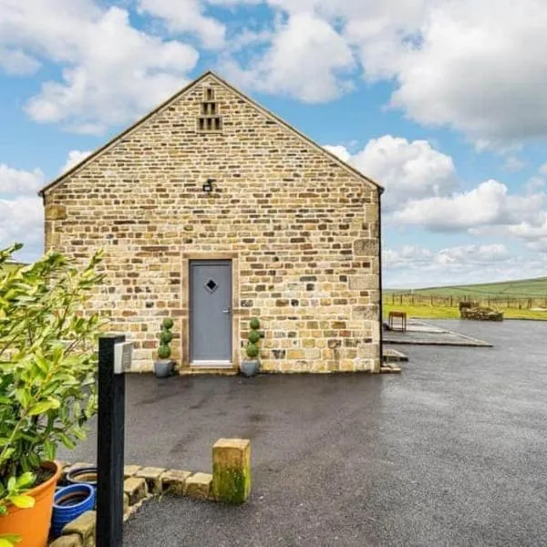 Rita's Roost, Lancs, tranquil with amazing views, hotel in Burnley