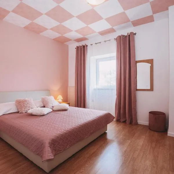 Rooms Emilija, hotel v Božavě