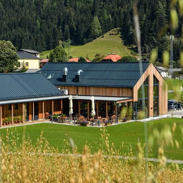 HOCHoben Chalets & Mobilhomes, Hotel in Mallnitz