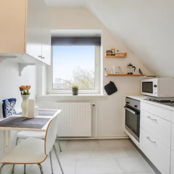 Ama Hyg Atelier Copenhagen-NICE TOPFLOOR STUDIO APARTMENT, ξενοδοχείο στην Κοπεγχάγη