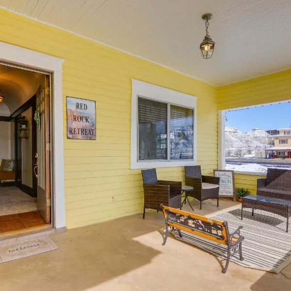 Beautiful Historic Home Near Bryce Canyon!, hotel in Cannonville