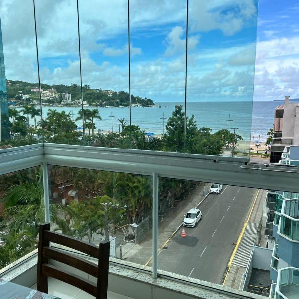 APARTAMENTO AMPLO - 3 SUÍTES - VISTA DESLUMBRANTE para O MAR NO CENTRO DE ITAPEMA, SC