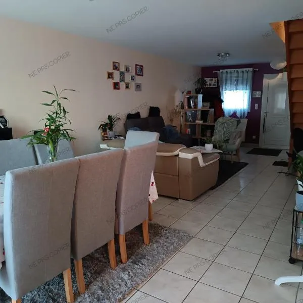 Maison au calme a Arnage – hotel w mieście Arnage