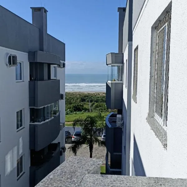 Condomínio Residencial Mar Azul, ξενοδοχείο σε Ponta Rasa