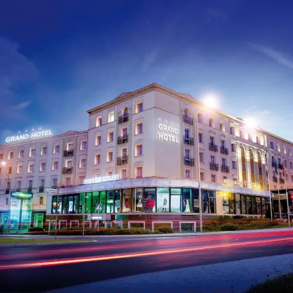 GRAND HOTEL Kielce, hotel in Podzamcze