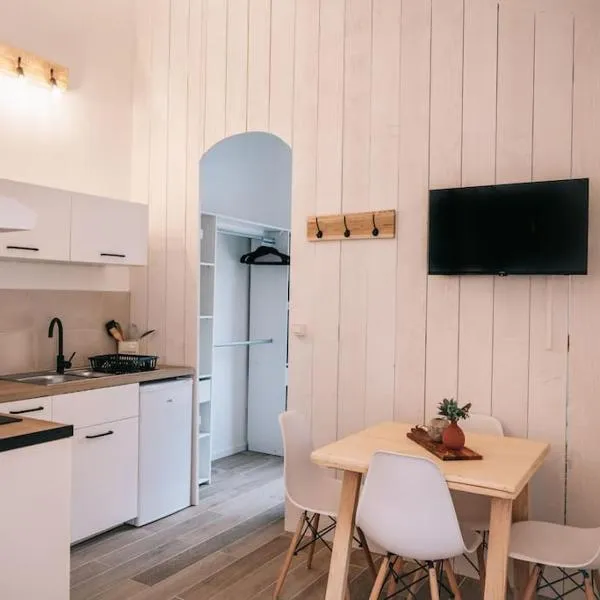 Le studio du Coutach, hotel v destinácii Quissac