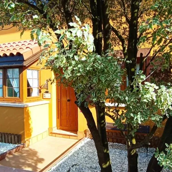 La casita de Chefy (Ajo) Nuevo chalet vacacional, hotel in Ajo