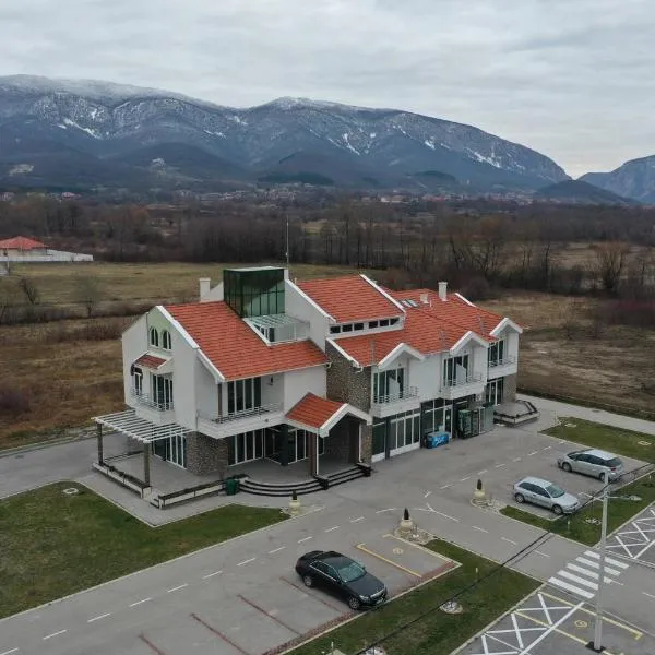 Kristal Apartmani - Banja Ždrelo, готель у місті Ждрело