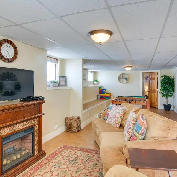 Cozy Historic Home with Games, Near Bryce Canyon!, hotel in Cannonville