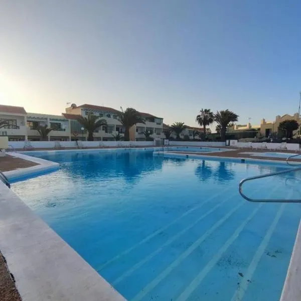 Puskas Apartman, hotel v destinaci Costa de Antigua