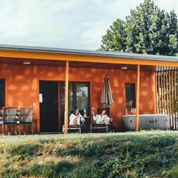 Terme Banovci - Mobilne hiške Med Brajdami, hotel in Banovci