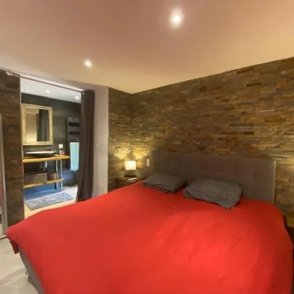 Maison de caractère, Zilia, au pied du Montegrossu, hotel v destinaci Zilia