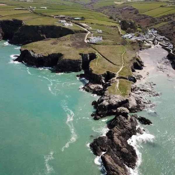 Port Gaverne Hotel、ポート・アイザックのホテル