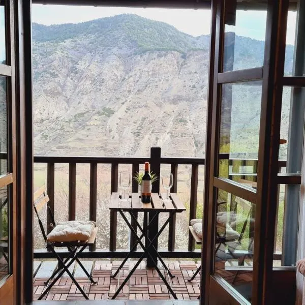 Roxy House - Apartamento a pie de pistas de Espot, hotel v destinácii Espot
