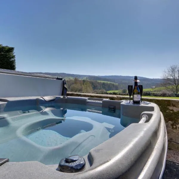 Priesthill HotTub Pool Dog Friendly PeakDistrict, hotel di Stanton in Peak
