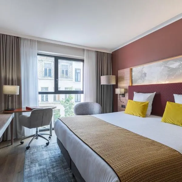 Leonardo Hotel Antwerpen, hotel en Amberes