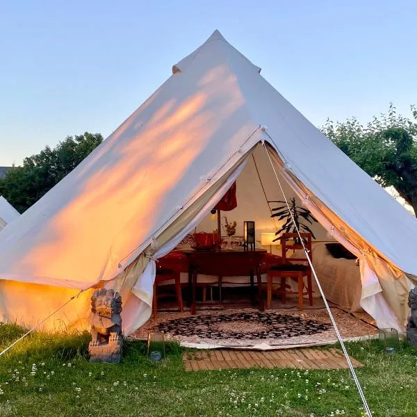 Tjällmo에 위치한 호텔 Sörby Glamping