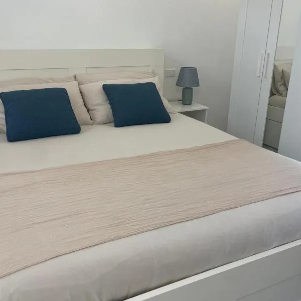Casa Grazia Apartments, hotel v Lipari