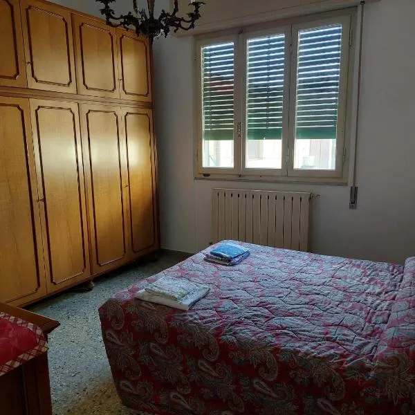 Casa di Lori, hotel em Camaiore