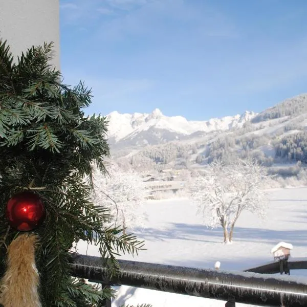 Familien-Bauernhof Neumoar, hotel v destinaci Sankt Johann im Pongau