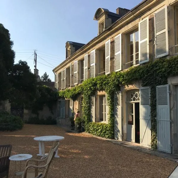 Abbaye de Saint Jean de Bonneval, hotel a Saint-Jean-de-Thouars