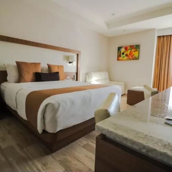 Hotel Soleil Business Class, hotel in León