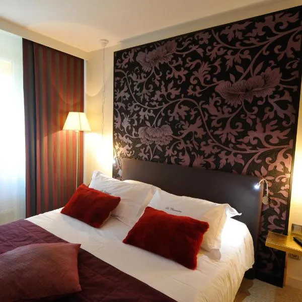 Hotel La Chaumiere, hotell i Dole