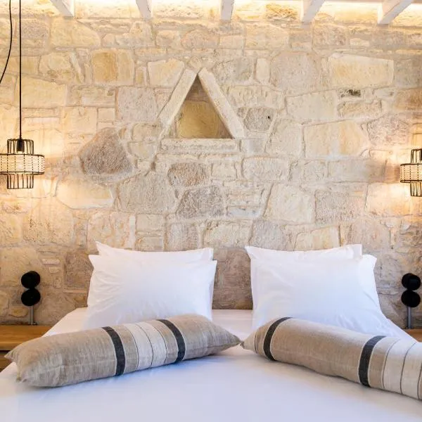 The Windmill Villa - 50m from the Sea, מלון בלאמפי