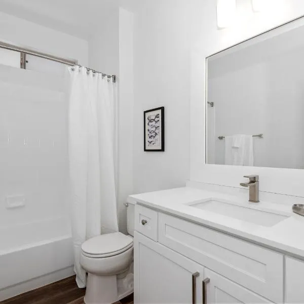 Pure Suites 2 Bed N Scottsdale McDowell Mtn Ranch Gym Pool, khách sạn ở Scottsdale