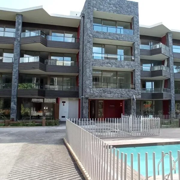 Departamento nuevo Pucón, hotel in Pucón