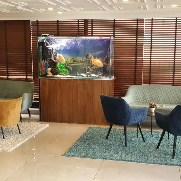 Armon Hayarkon Hotel: Tel Aviv şehrinde bir otel