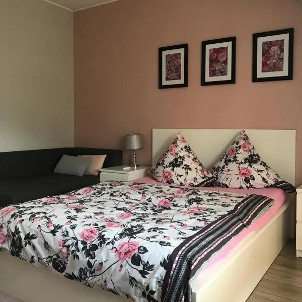 SEWANA Pokoje Gościnne i Domki Letniskowe, hotel v destinaci Mikołajki
