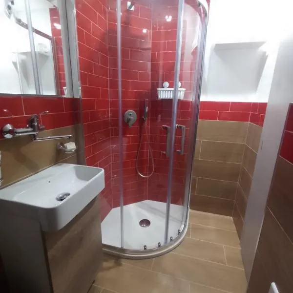 HZ bed & breakfast and apartments, hótel í Torre Forte