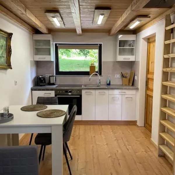 Appartement zur Wied, hotel v destinaci Oberlahr