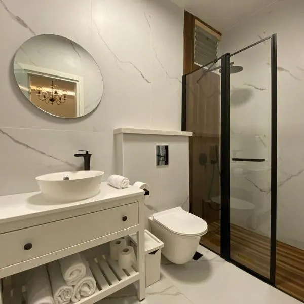 Rothschild 106, hotel v destinaci Petach Tikva