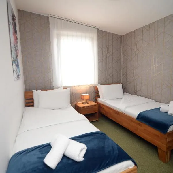 Apartmani Čarolija, hotel v destinaci Lučani