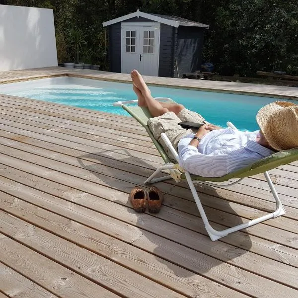 Maison à Tosse avec vue sur la nature、Tosseのホテル