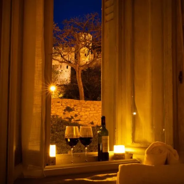 Le Pied à Terre de la Cité - Parking au Pied de la Cité, hotel v Carcassonne