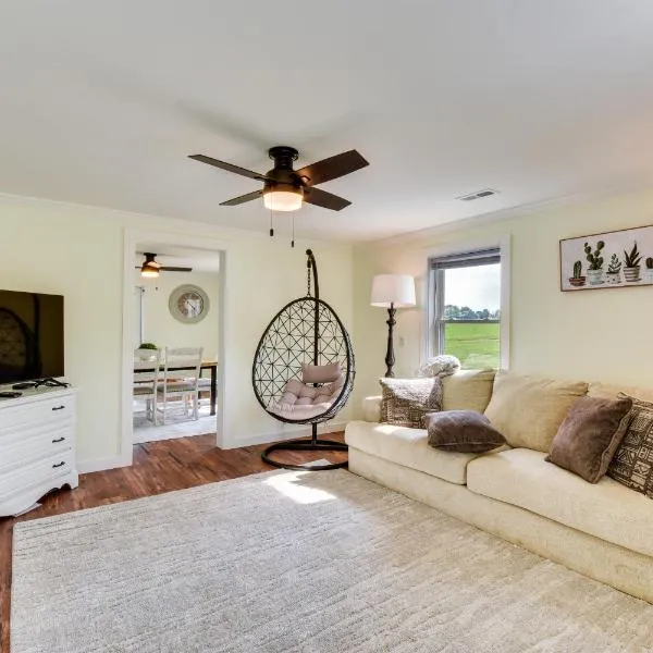 Cozy Fair Play Home w/ Deck 4 Mi to Lake Hartwell!, hotel a Fair Play