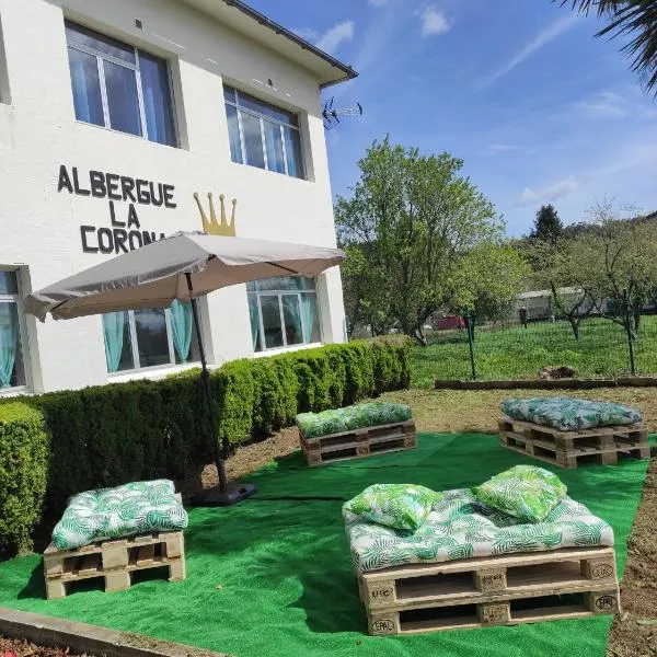 Albergue La Corona1, hotel in O Pino 