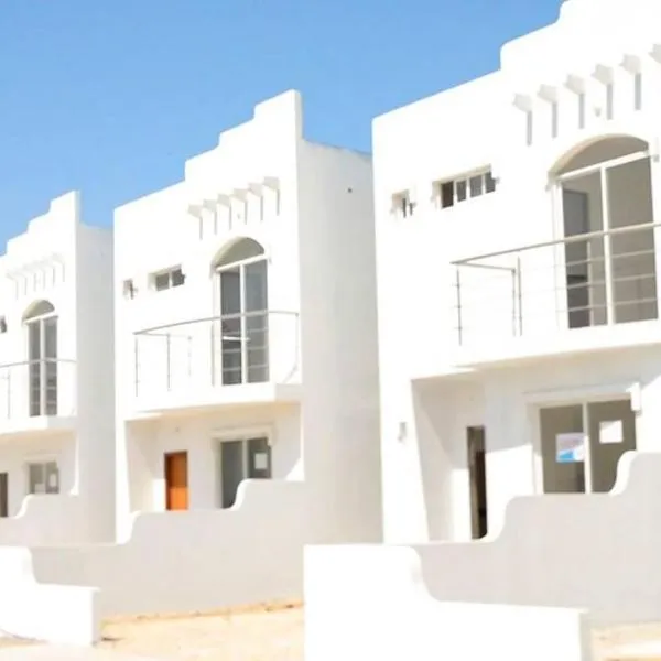 Ecusuites Playas House III Resort Altamar 45Min GYE, hotel v destinaci Playas