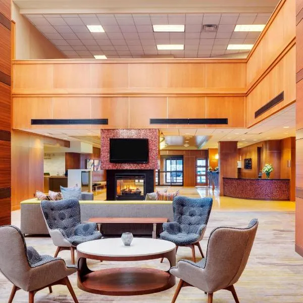 Courtyard by Marriott Boston Logan Airport, hotel i Melrose