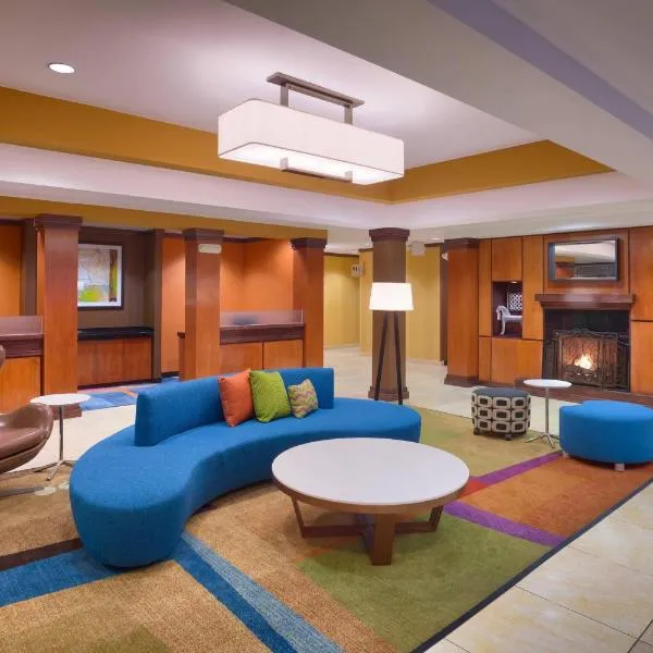 Fairfield Inn & Suites by Marriott Gillette, viešbutis mieste Džiletas