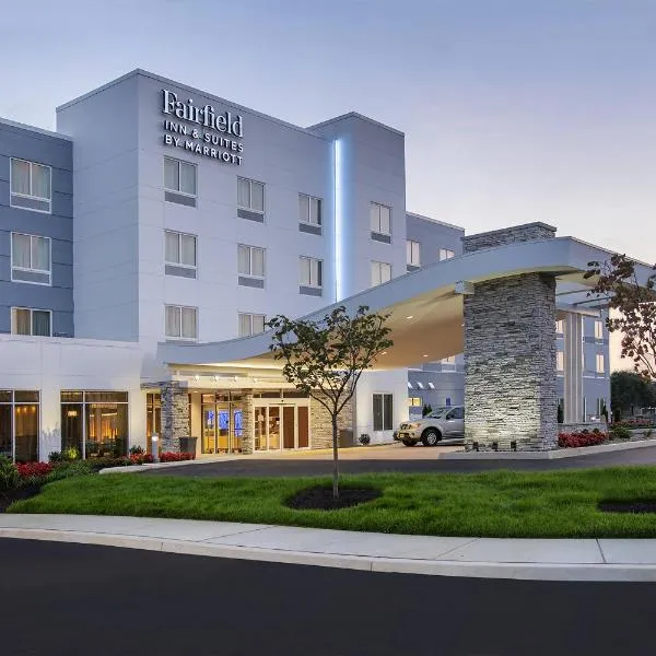 Fairfield Inn & Suites by Marriott Harrisburg International Airport, hotel di Valley Green